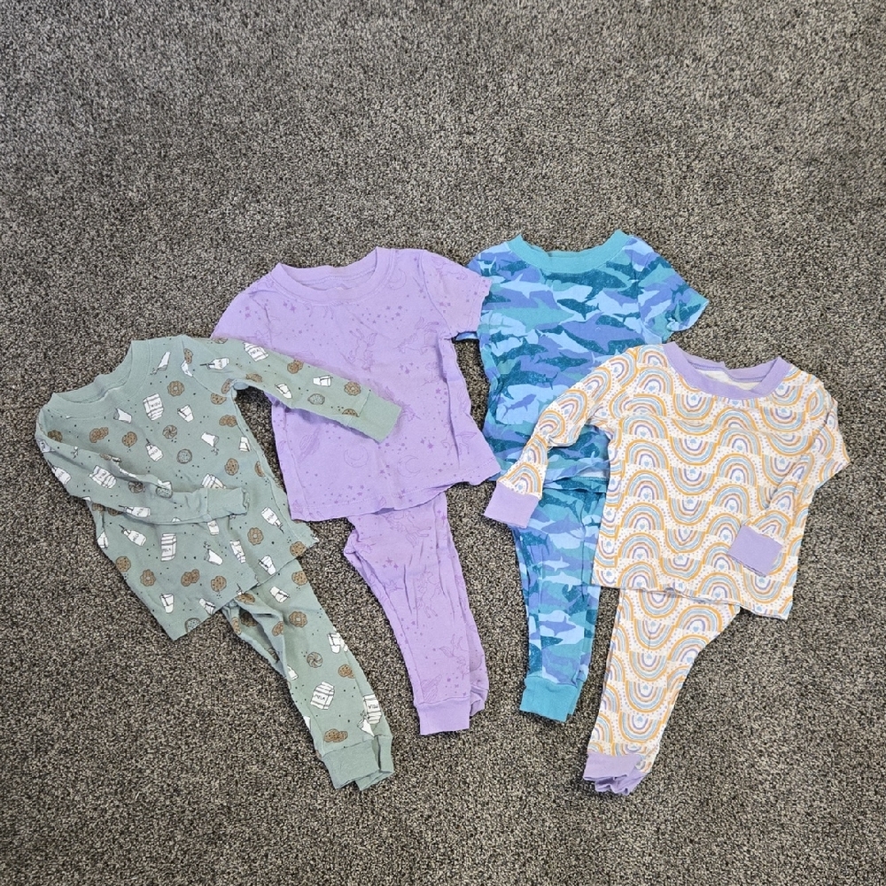4 12 MONTH WONDER NATION PAJAMA SETS